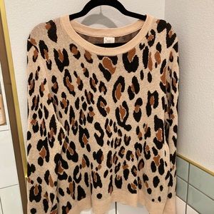 Leopard pull over sweater XL